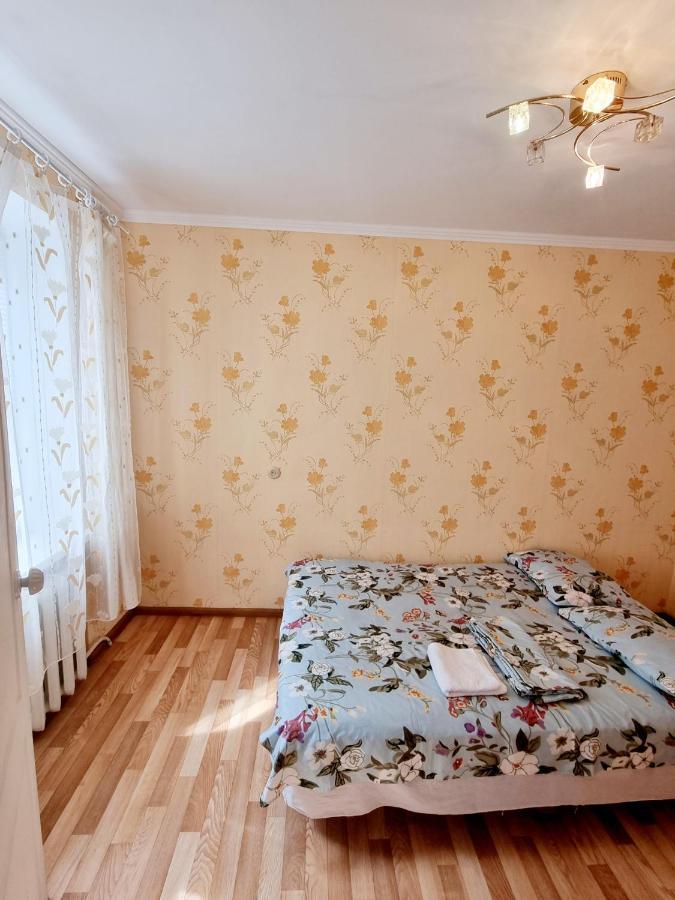 2-Кімнатна Квартира У Центрі На Олександра Поля, Шпиталь, 16Лікарня Dnipro Exterior photo