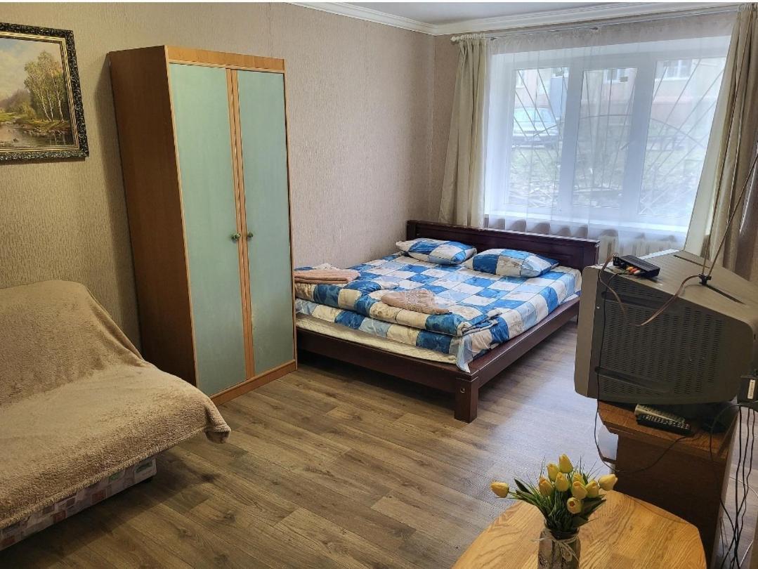 2-Кімнатна Квартира У Центрі На Олександра Поля, Шпиталь, 16Лікарня Dnipro Exterior photo